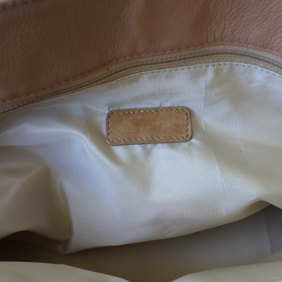 CHANEL Executive Tote Bag Vintage Beige Caviar Leather Medium 24k Gold Hardware - Picture 6 of 13